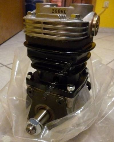 Air brake compressor / Compresseur d'air Knorr-Bremse LP1567 - neuf